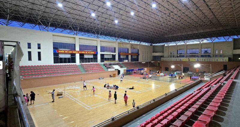 Nhà thi đấu thị xã Phú Thọ